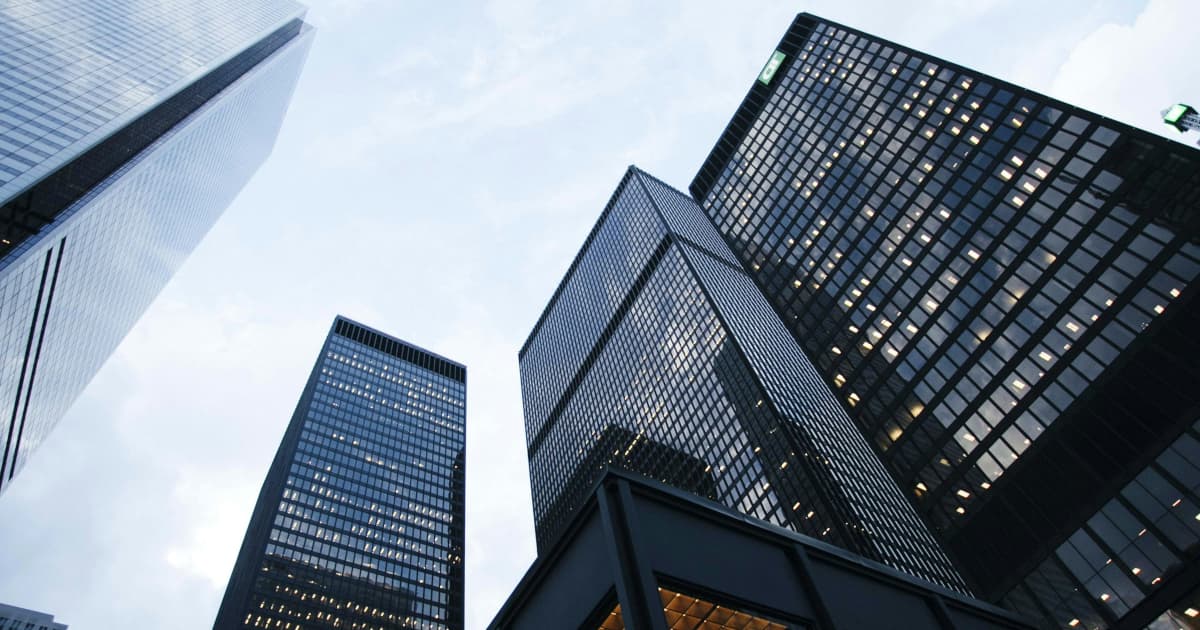 Retail Sales Plunge: What It Means for Investors