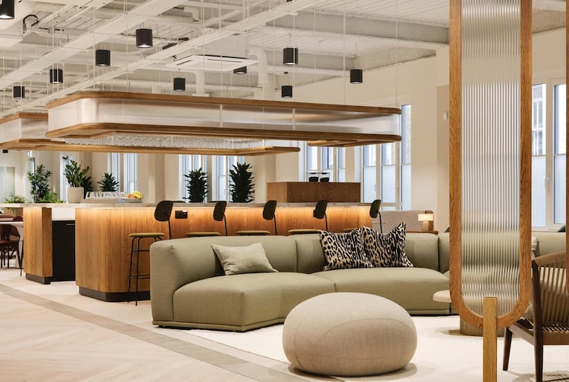 Hybrid Work Demands Bigger Meeting Rooms, Vallist Data Shows