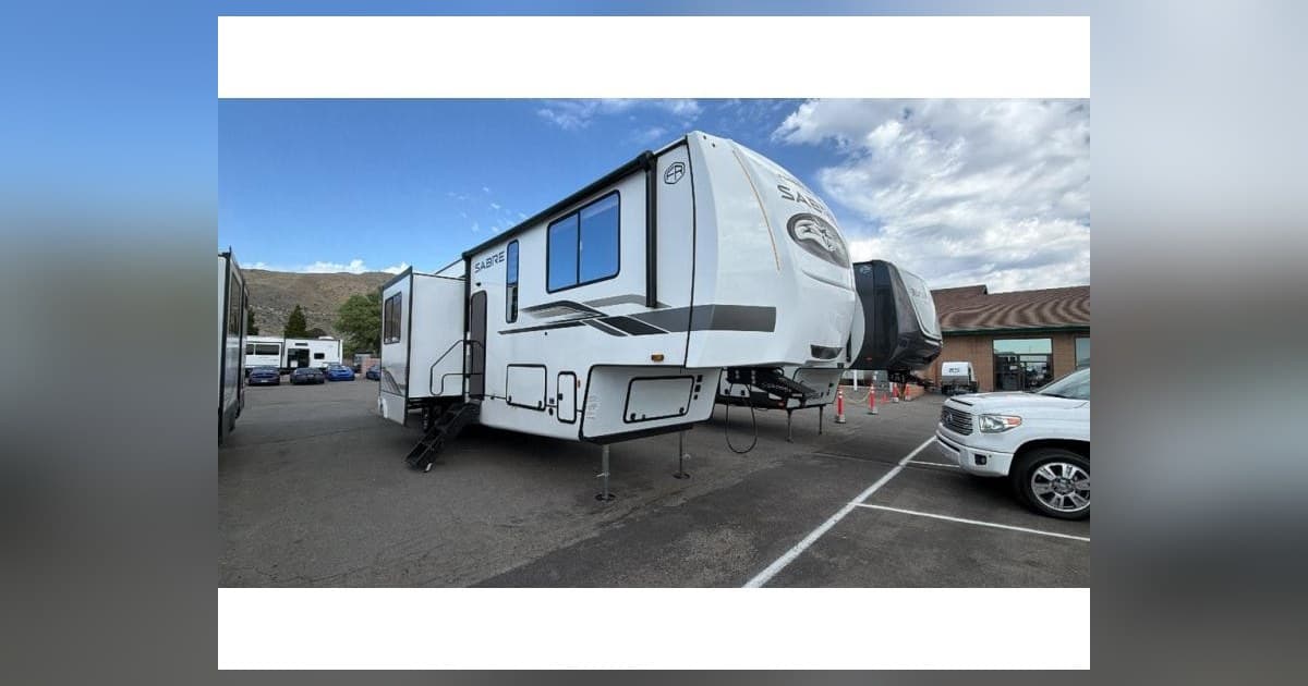 Michael Hohl RV Highlights Toy Hauler Options for Carson City Buyers